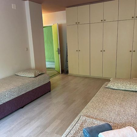 Amadina Garden Hotel Lozenets Eksteriør billede