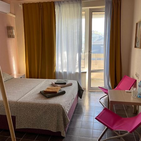 Amadina Garden Hotel Lozenets Eksteriør billede