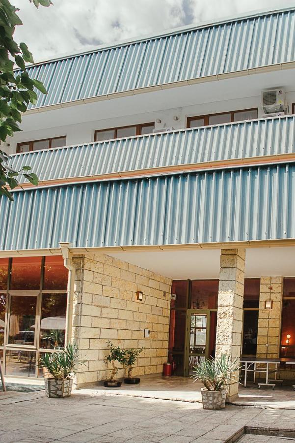 Amadina Garden Hotel Lozenets Eksteriør billede